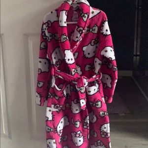 Hello Kitty girl's bathrobe 💕